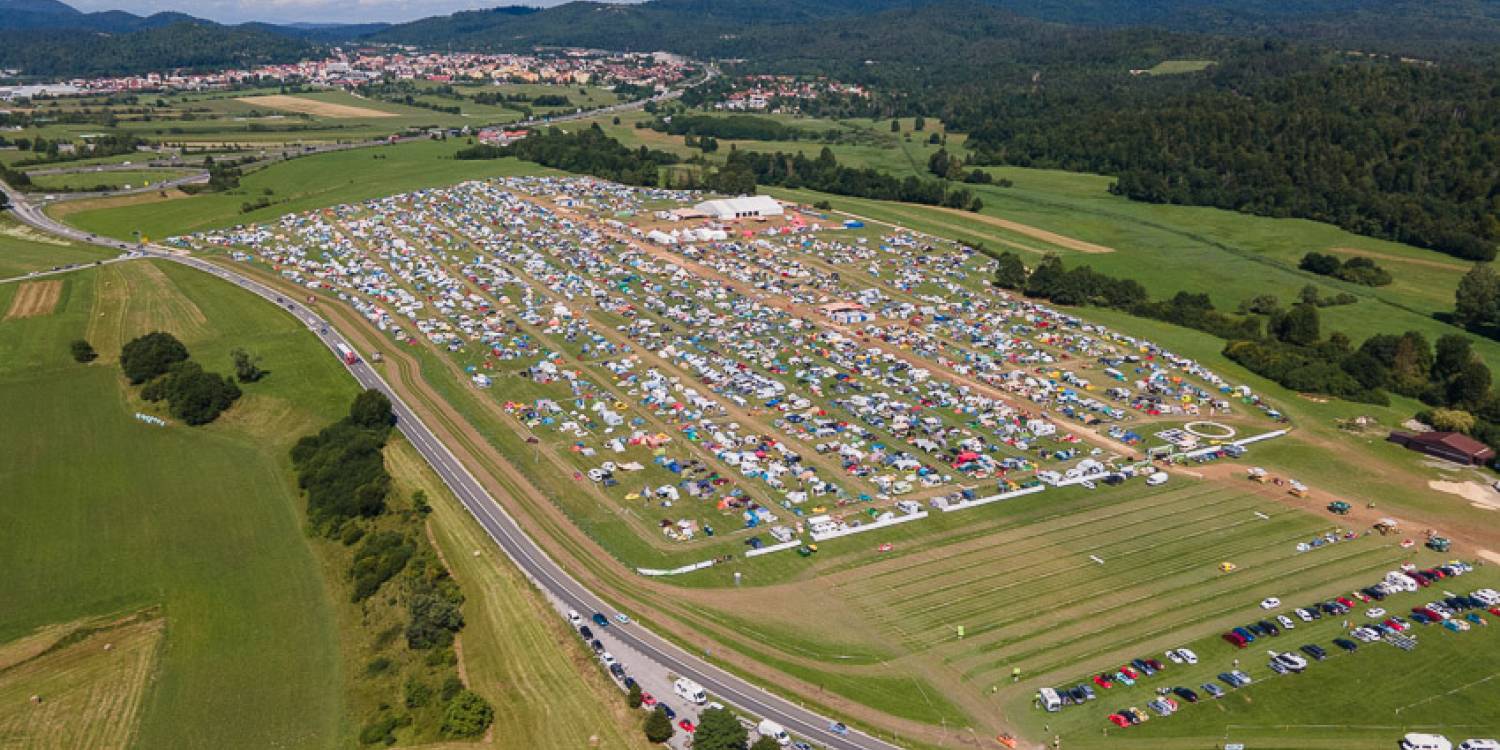 Postojna v znamenju legend – svetovno srečanje ljubiteljev 